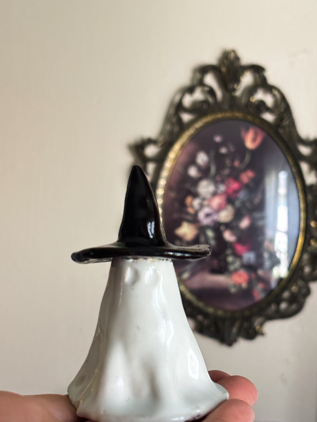 Witchy Ghosties