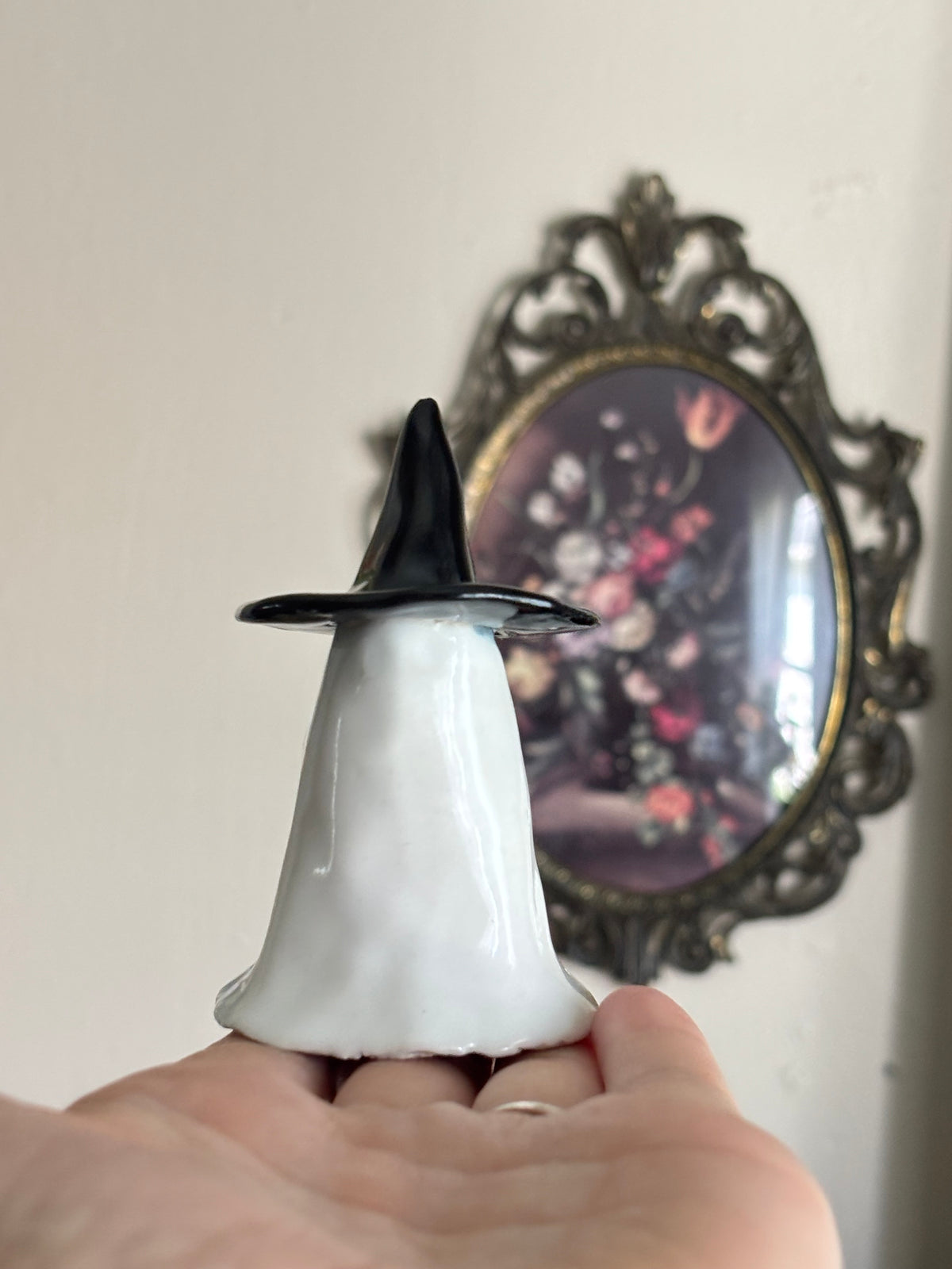 Witchy Ghosties