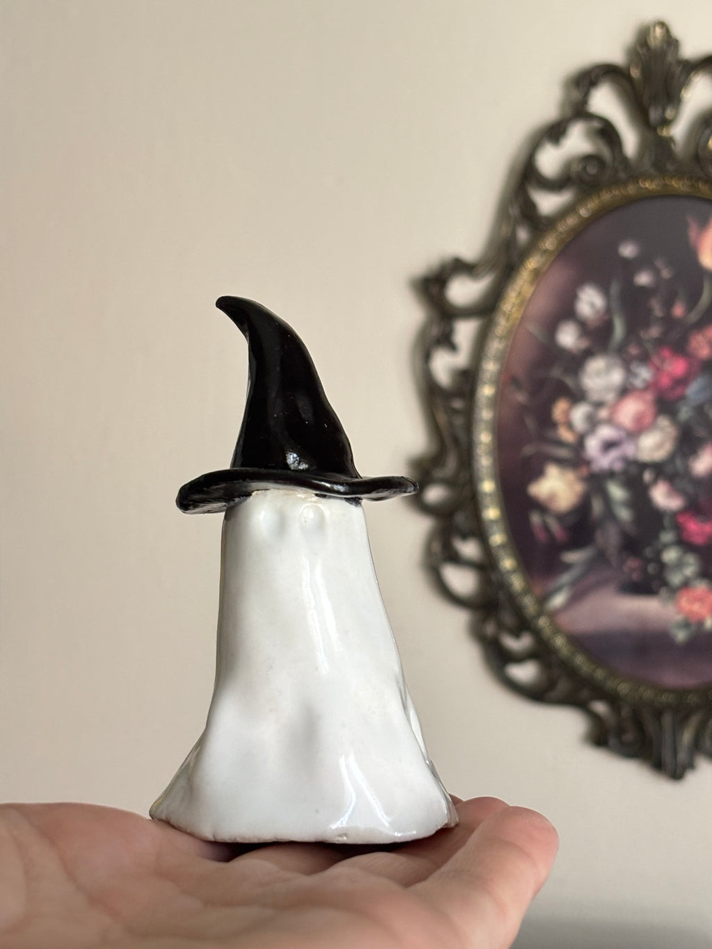 Witchy Ghosties