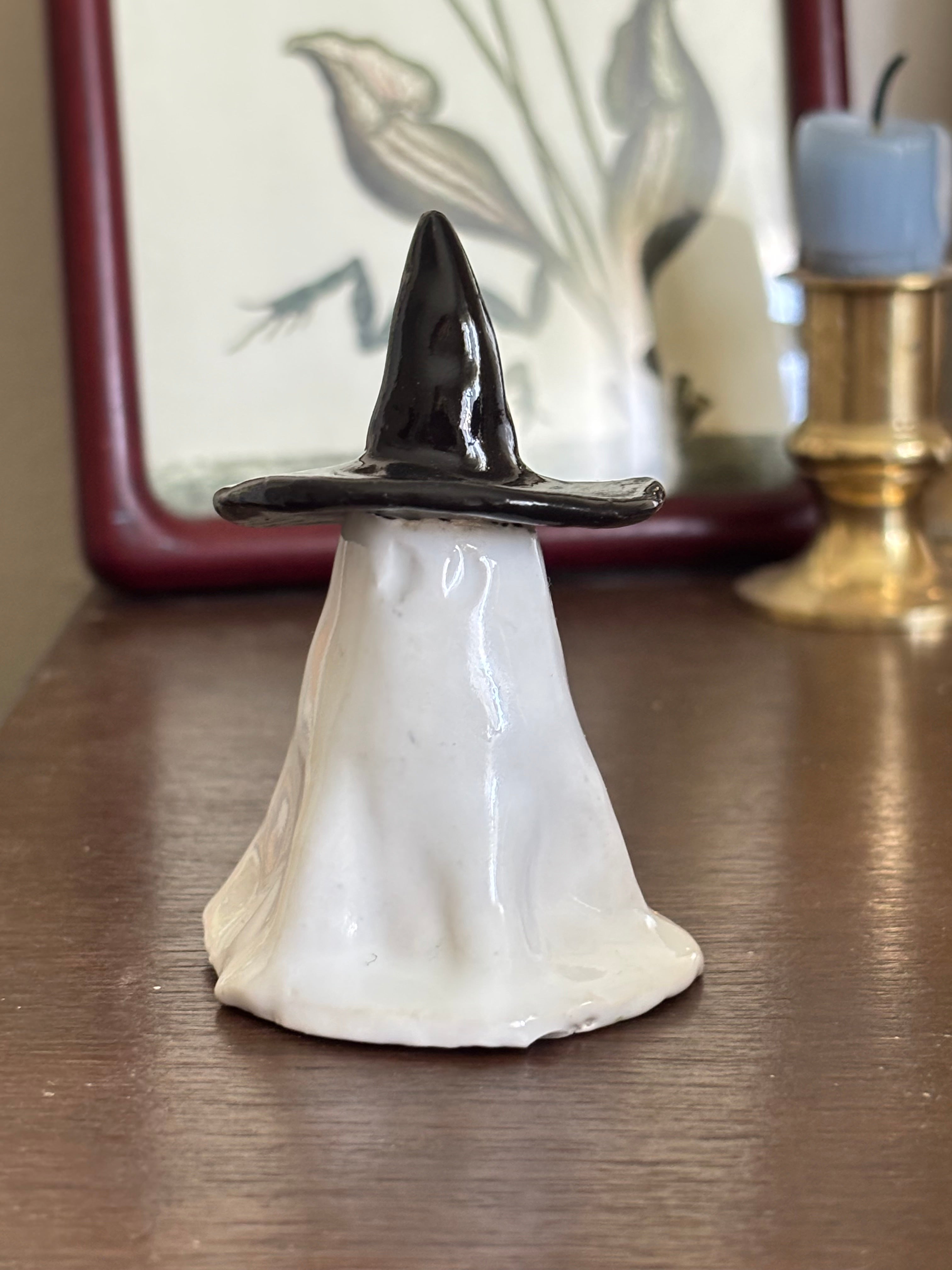 Witchy Ghosties