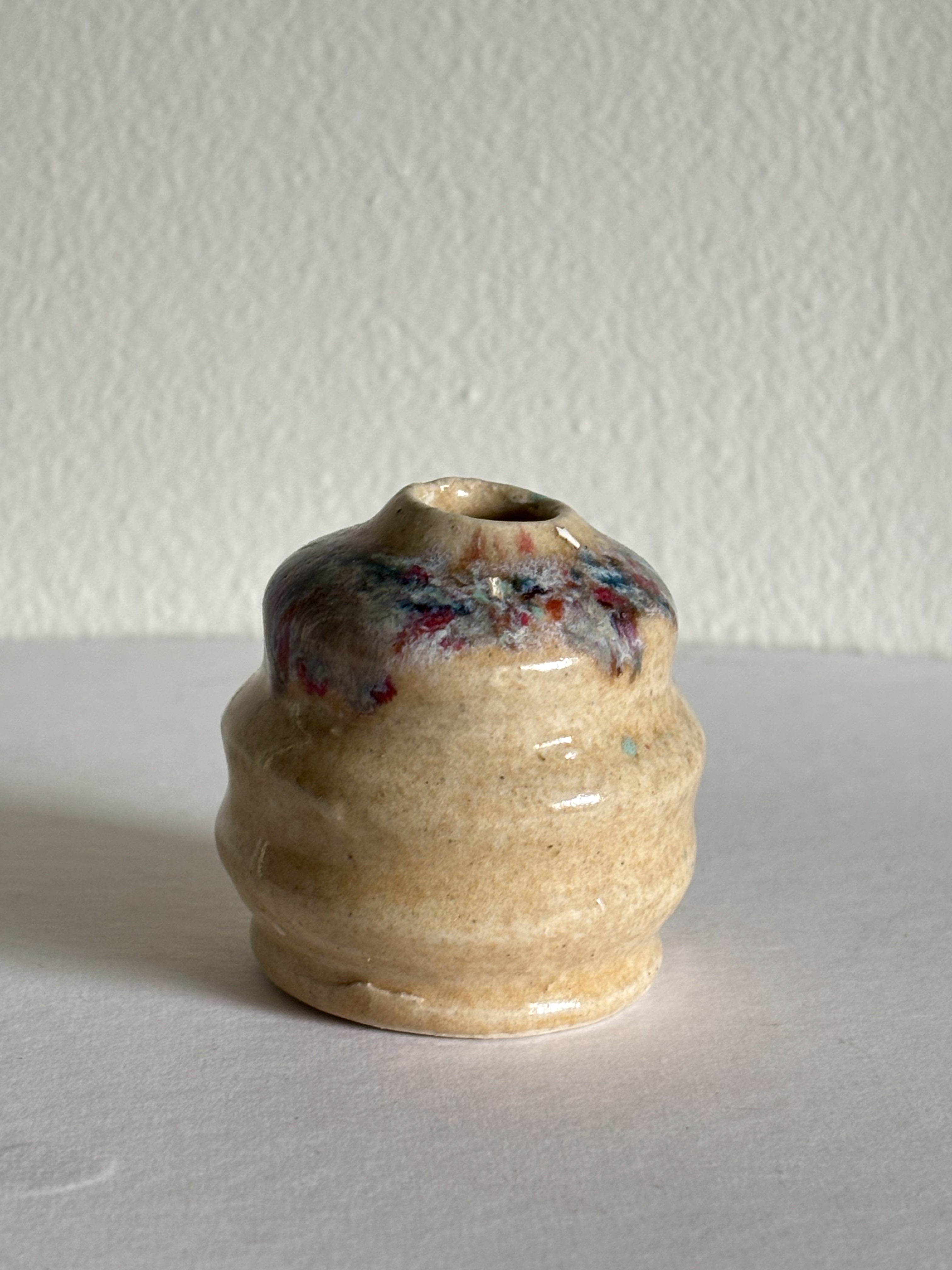 Dottie Vase 2
